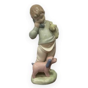LLADRO NAO BOY ON PHONE WITH PUPPETS