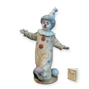 NADAL CLOWN WITH BALL