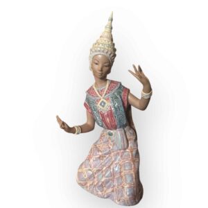 LLADRO THAI DANCER